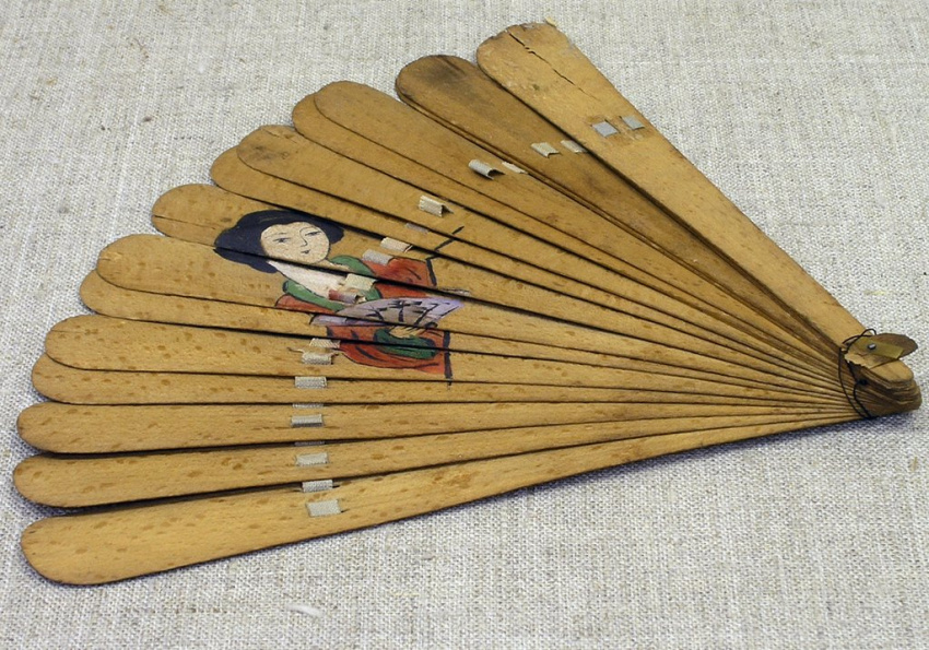 Веер деревянный, Конец ХIХ - начало ХХ в., Китай