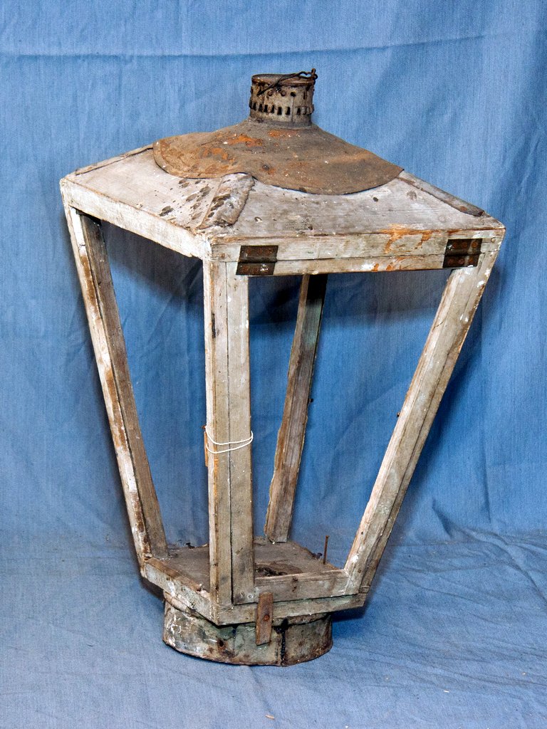 Фонарь уличный, Первая половина XX в., г. Архангельск