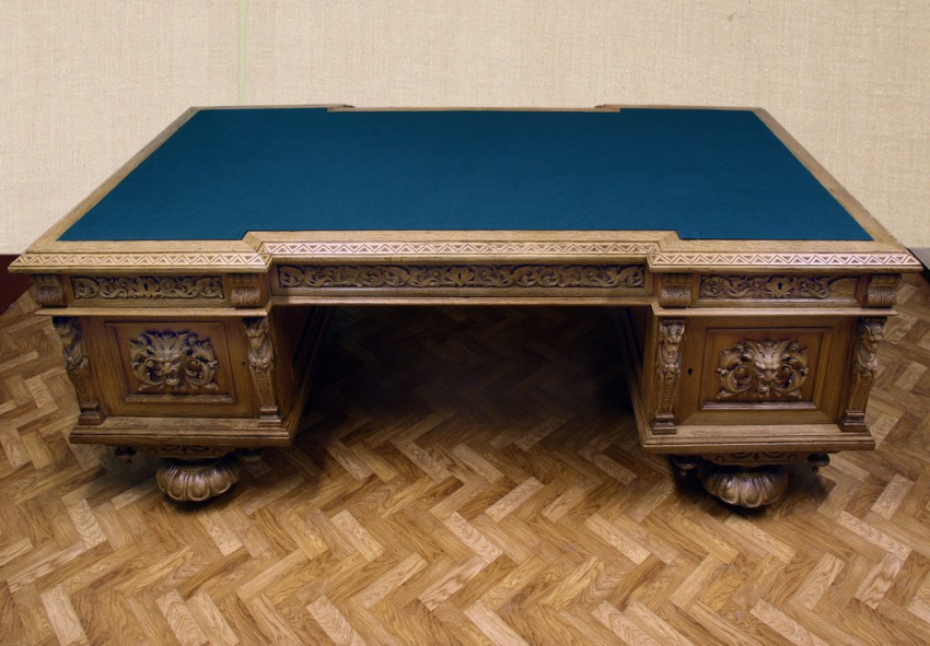 Стол письменный, Начало ХХ в., Россия