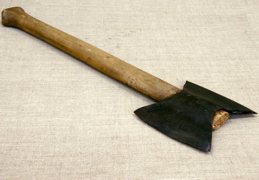 Топор для обтёски бревенчатых стен, Конец XIX-начало XX века, Россия