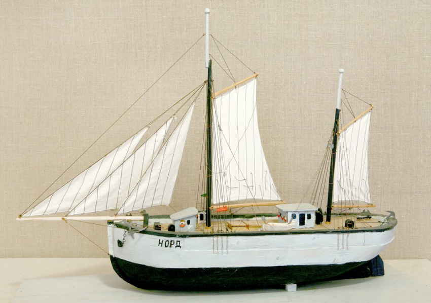 Макет поморской шхуны, 1983 г., Архангельская обл., Мезенский р-н, Койденский с/с, с. Койда