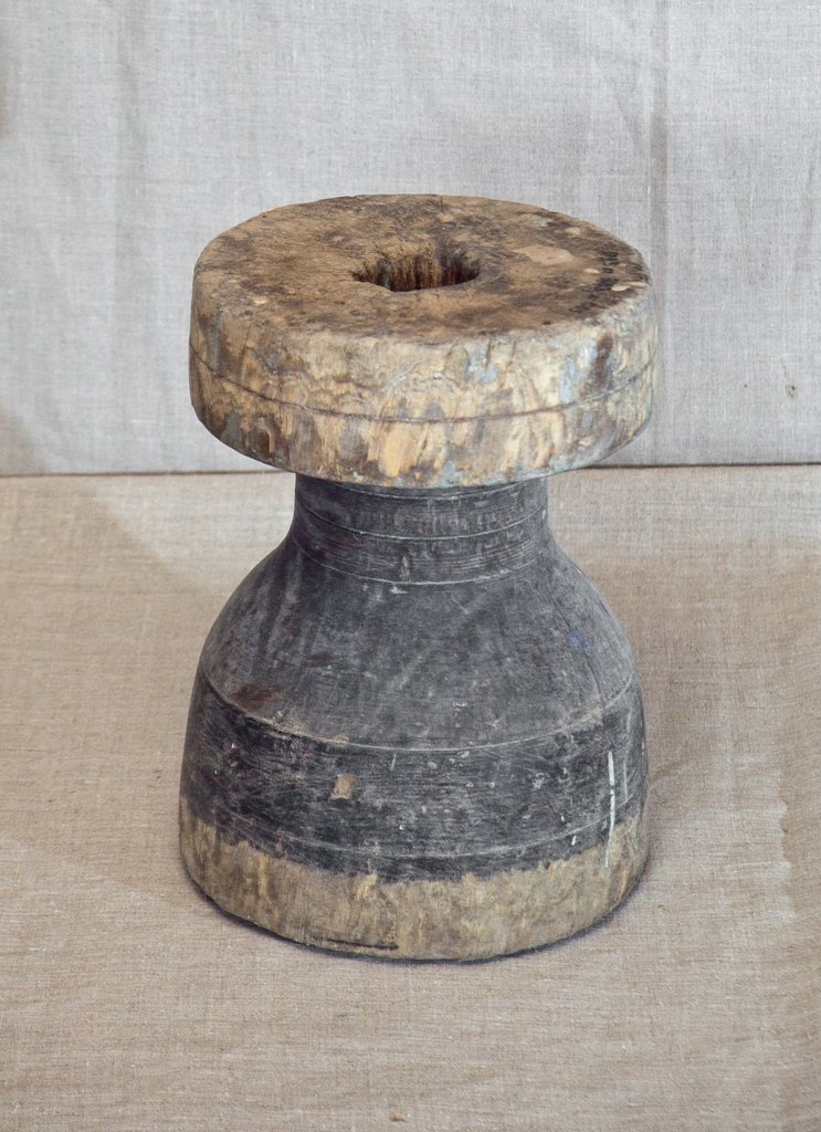 Стул, выточенный из массива, Вторая четверть ХХ в. (?), Архангельская губ., Мезенский уезд